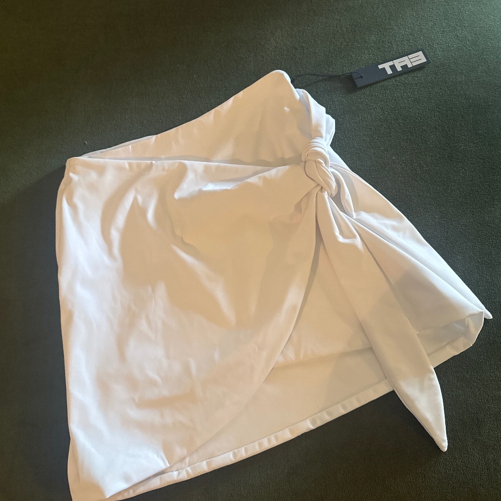 NWT TA3 Mini Wrap Skirty S